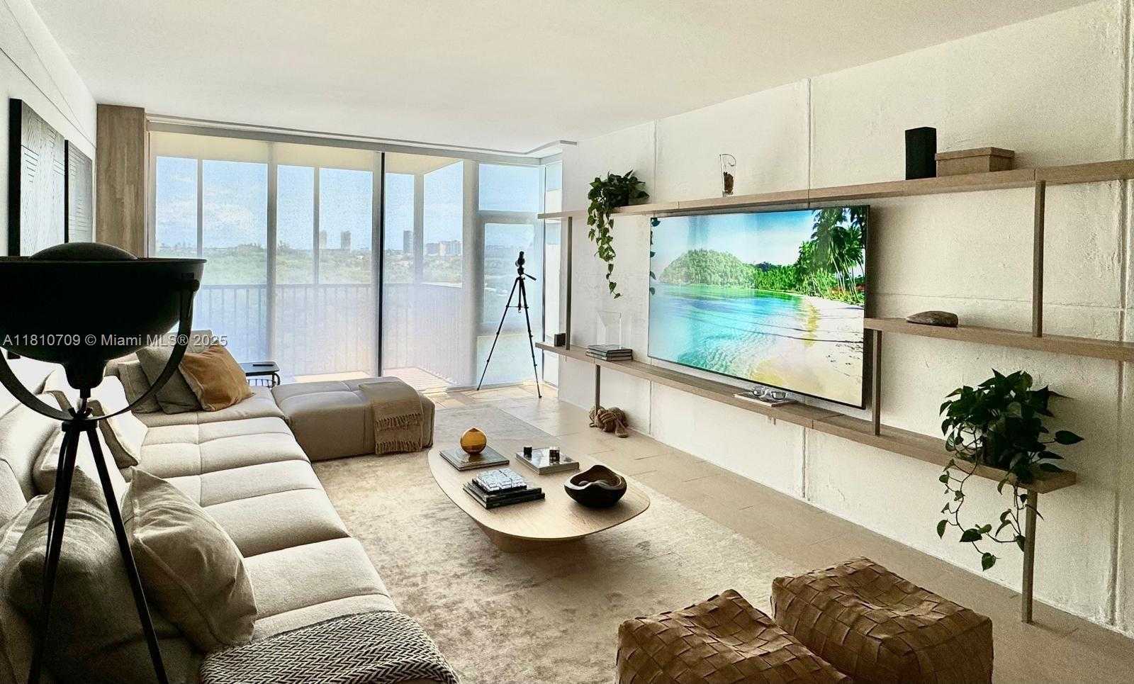 Small Image of 3375 NORTH COUNTRY CLUB DR #701, Aventura Number 4