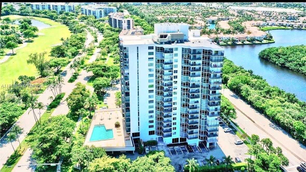 Small Image of 3375 NORTH COUNTRY CLUB DR #701, Aventura Number 43