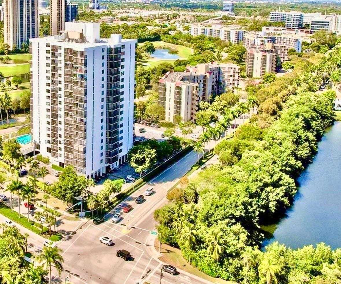Small Image of 3375 NORTH COUNTRY CLUB DR #701, Aventura Number 44