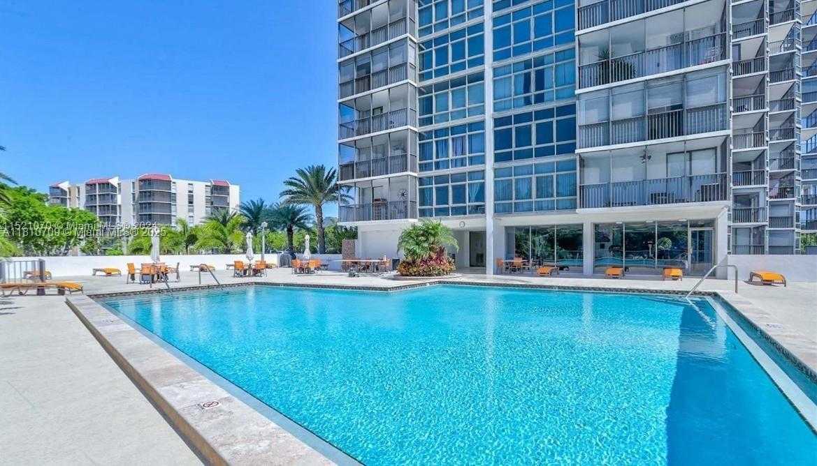 Small Image of 3375 NORTH COUNTRY CLUB DR #701, Aventura Number 51