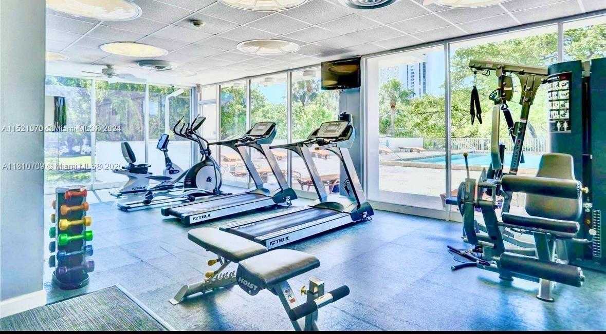 Small Image of 3375 NORTH COUNTRY CLUB DR #701, Aventura Number 56