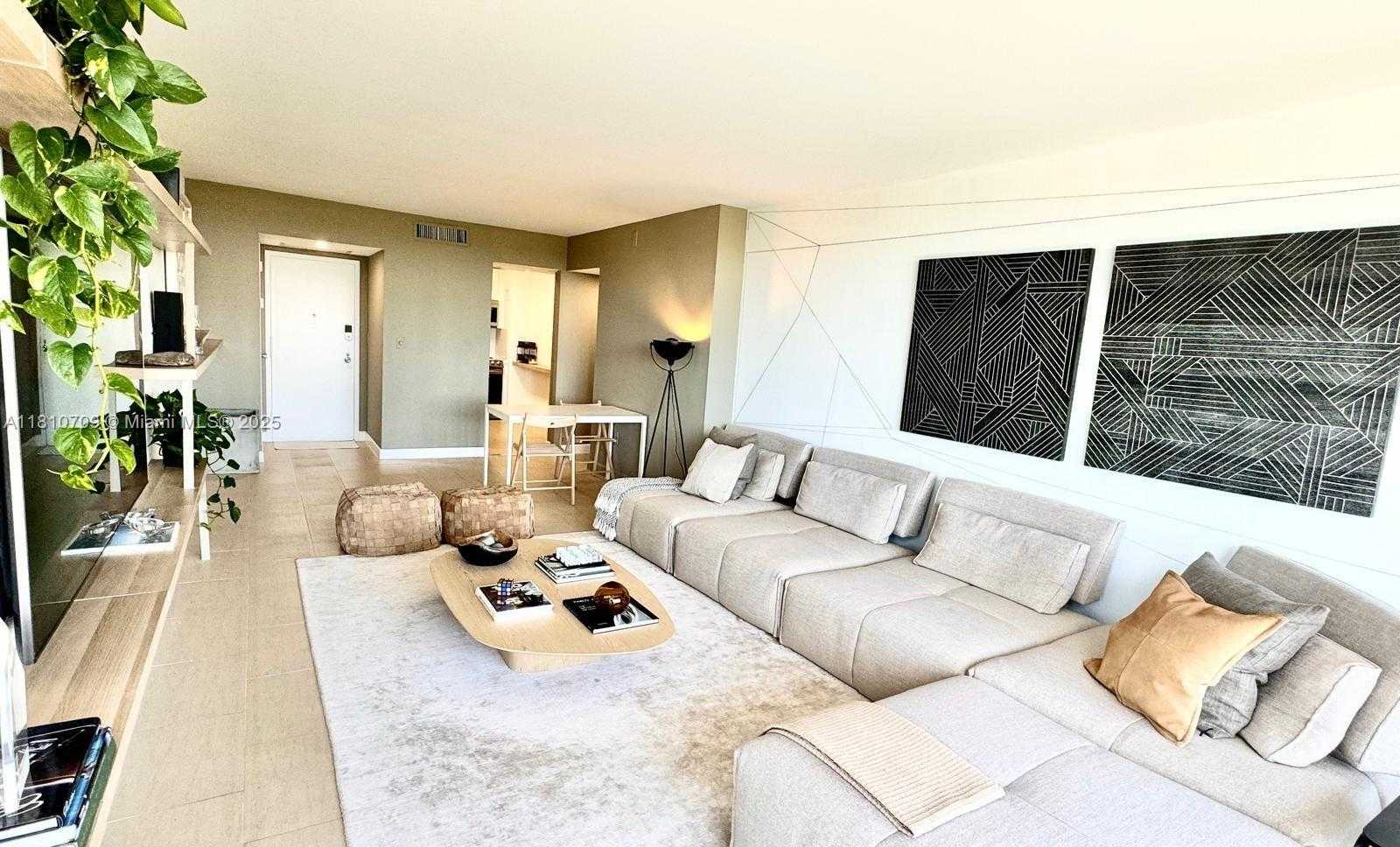 Small Image of 3375 NORTH COUNTRY CLUB DR #701, Aventura Number 7