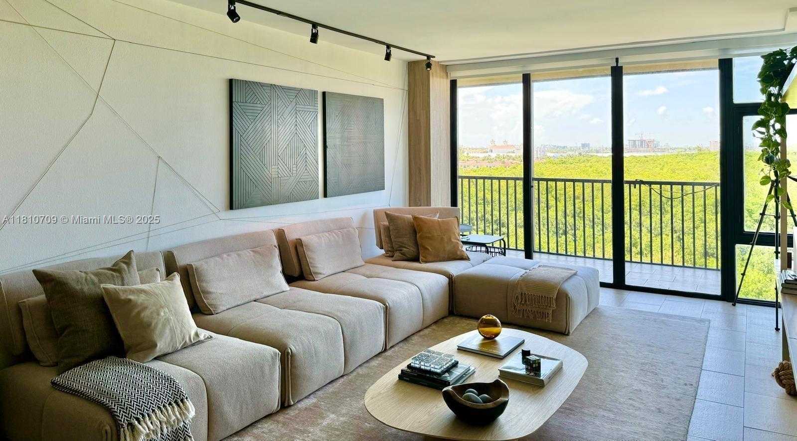 Small Image of 3375 NORTH COUNTRY CLUB DR #701, Aventura Number 9