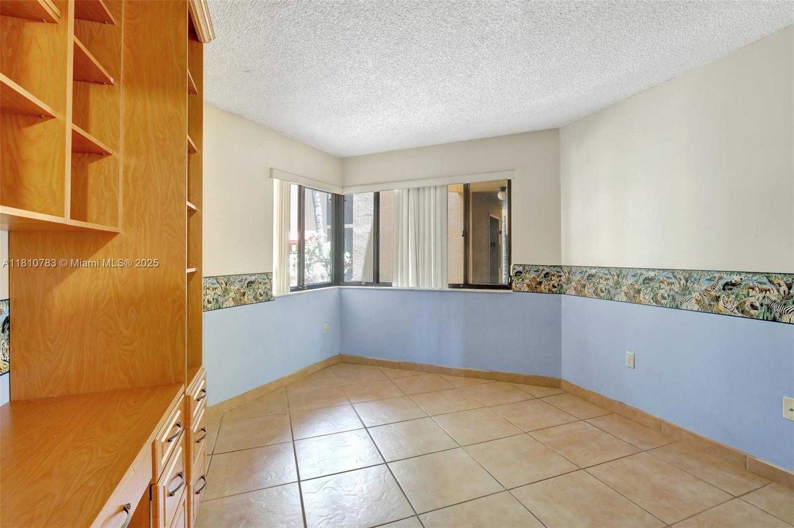 Small Image of 15535 NORTH MIAMI LAKEWAY N #106, Miami Lakes Number 10