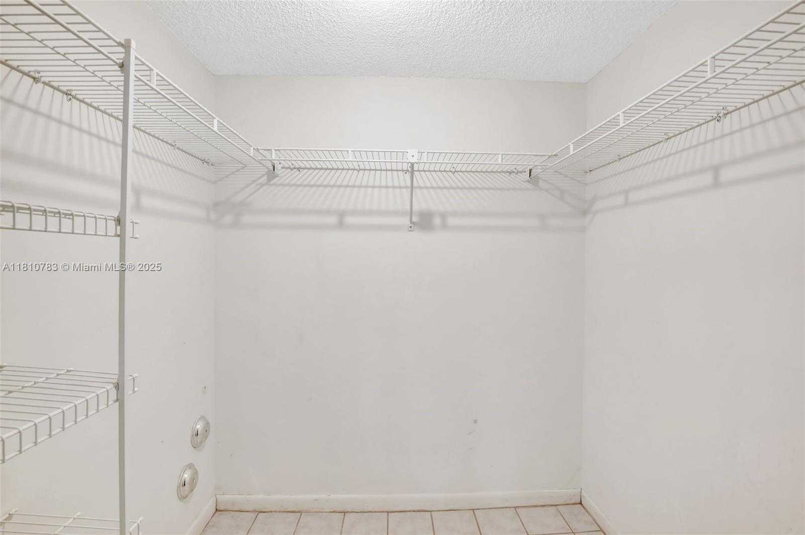 Small Image of 15535 NORTH MIAMI LAKEWAY N #106, Miami Lakes Number 12