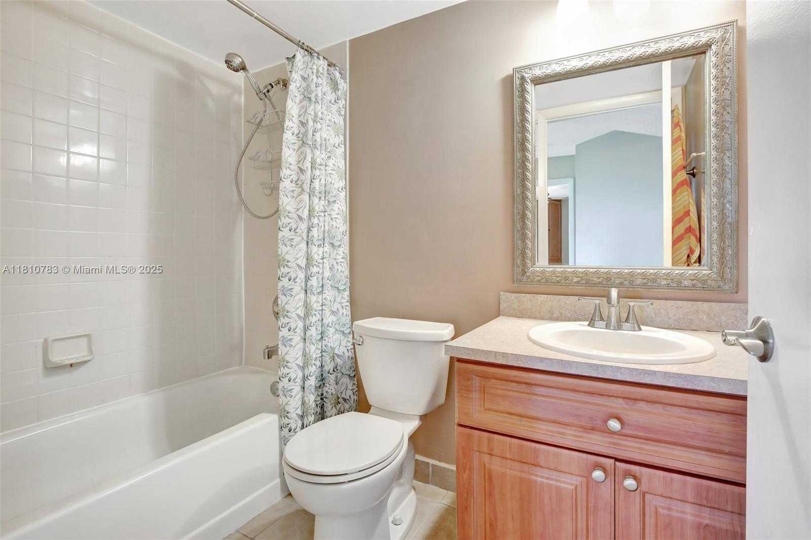Small Image of 15535 NORTH MIAMI LAKEWAY N #106, Miami Lakes Number 14