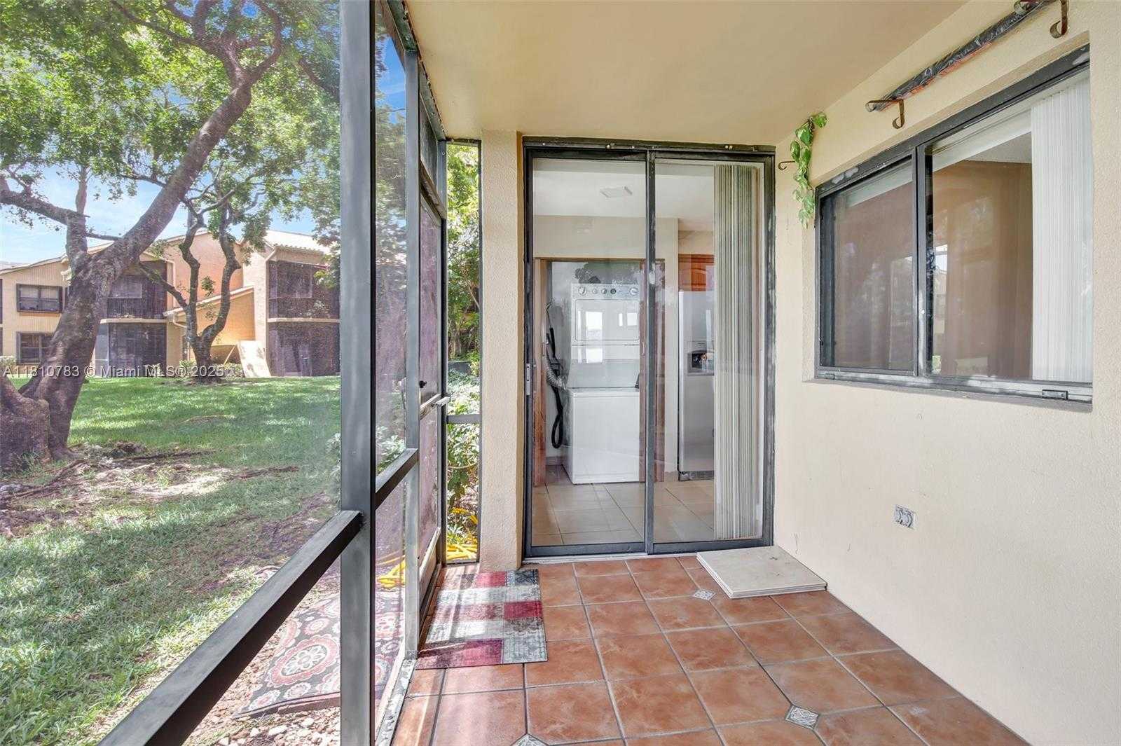 Small Image of 15535 NORTH MIAMI LAKEWAY N #106, Miami Lakes Number 20