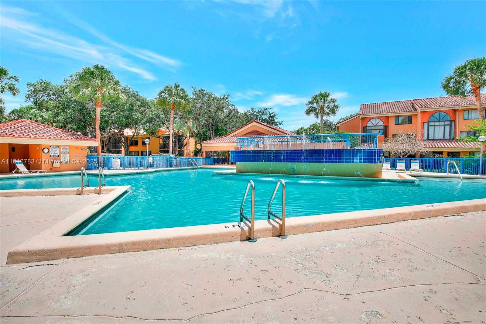 Small Image of 15535 NORTH MIAMI LAKEWAY N #106, Miami Lakes Number 38