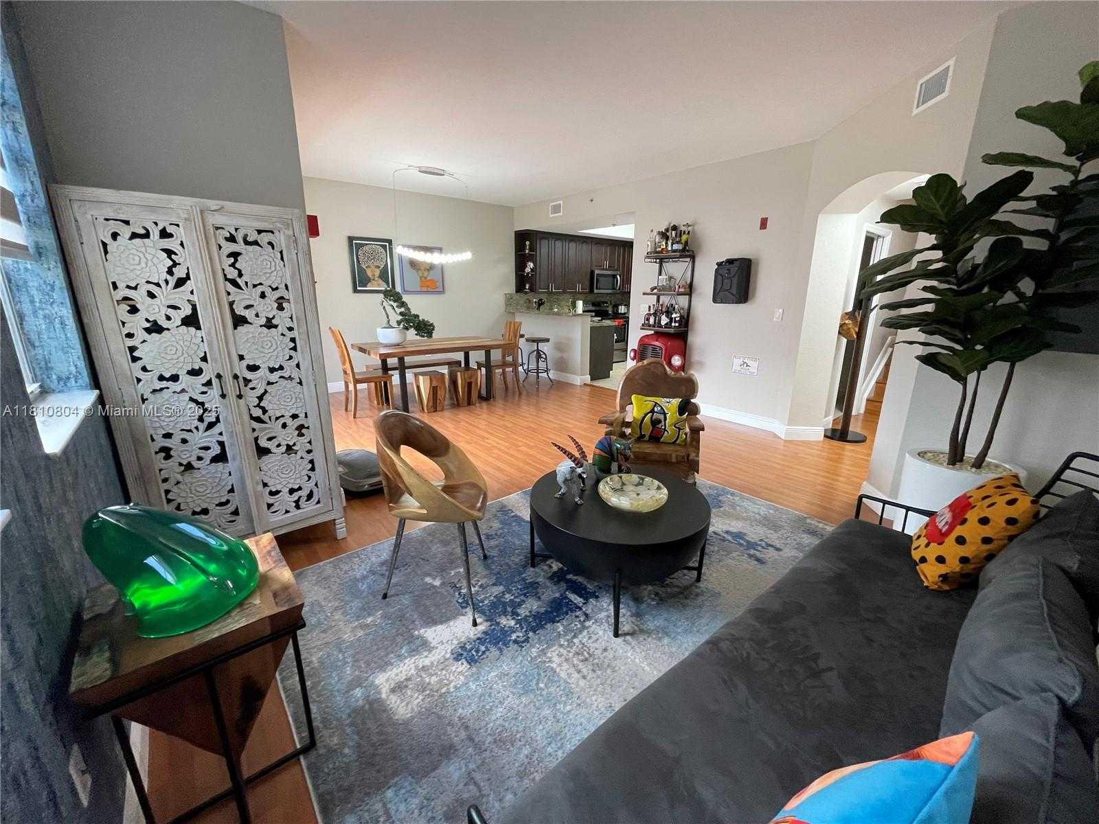 Small Image of 8980 WEST FLAGLER ST #202, Miami Number 15