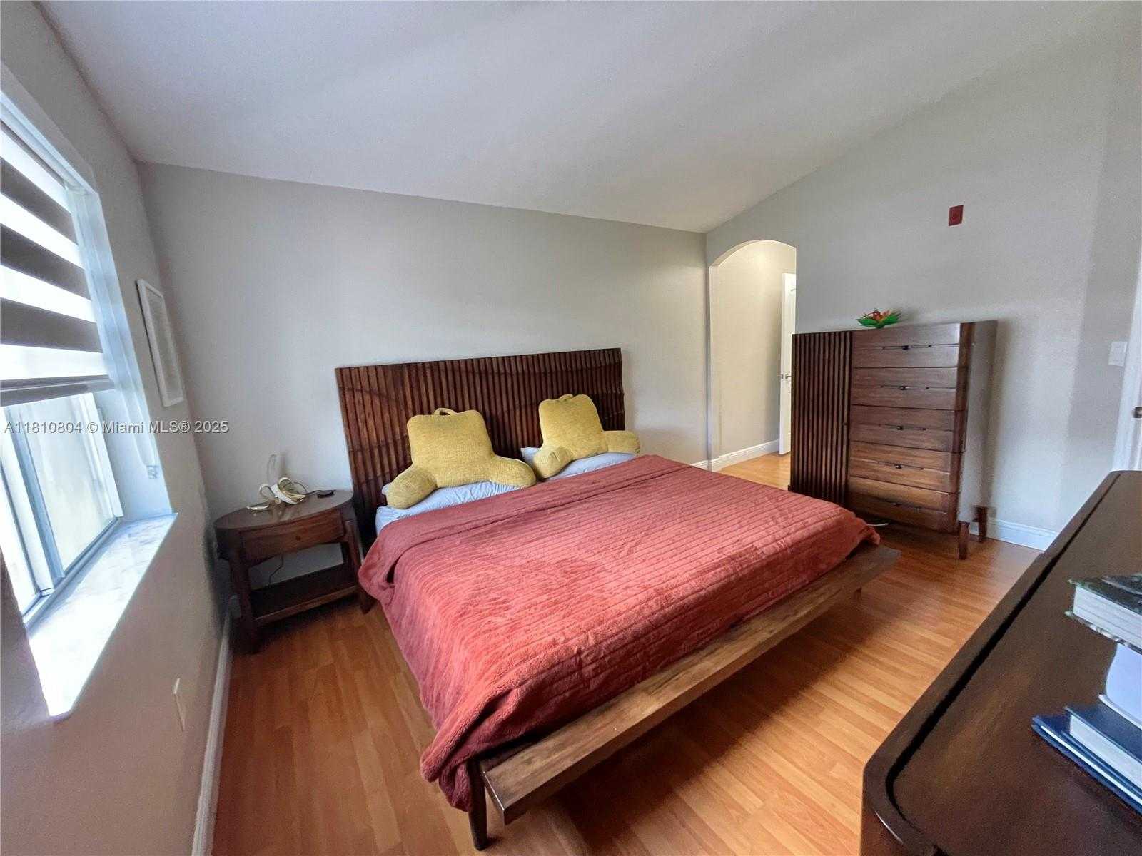 Small Image of 8980 WEST FLAGLER ST #202, Miami Number 32