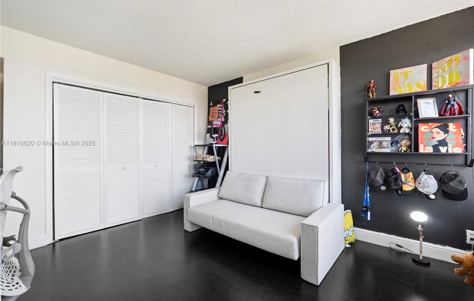 Small Image of 500 THREE ISLANDS BLVD #1112, Hallandale Beach Number 32