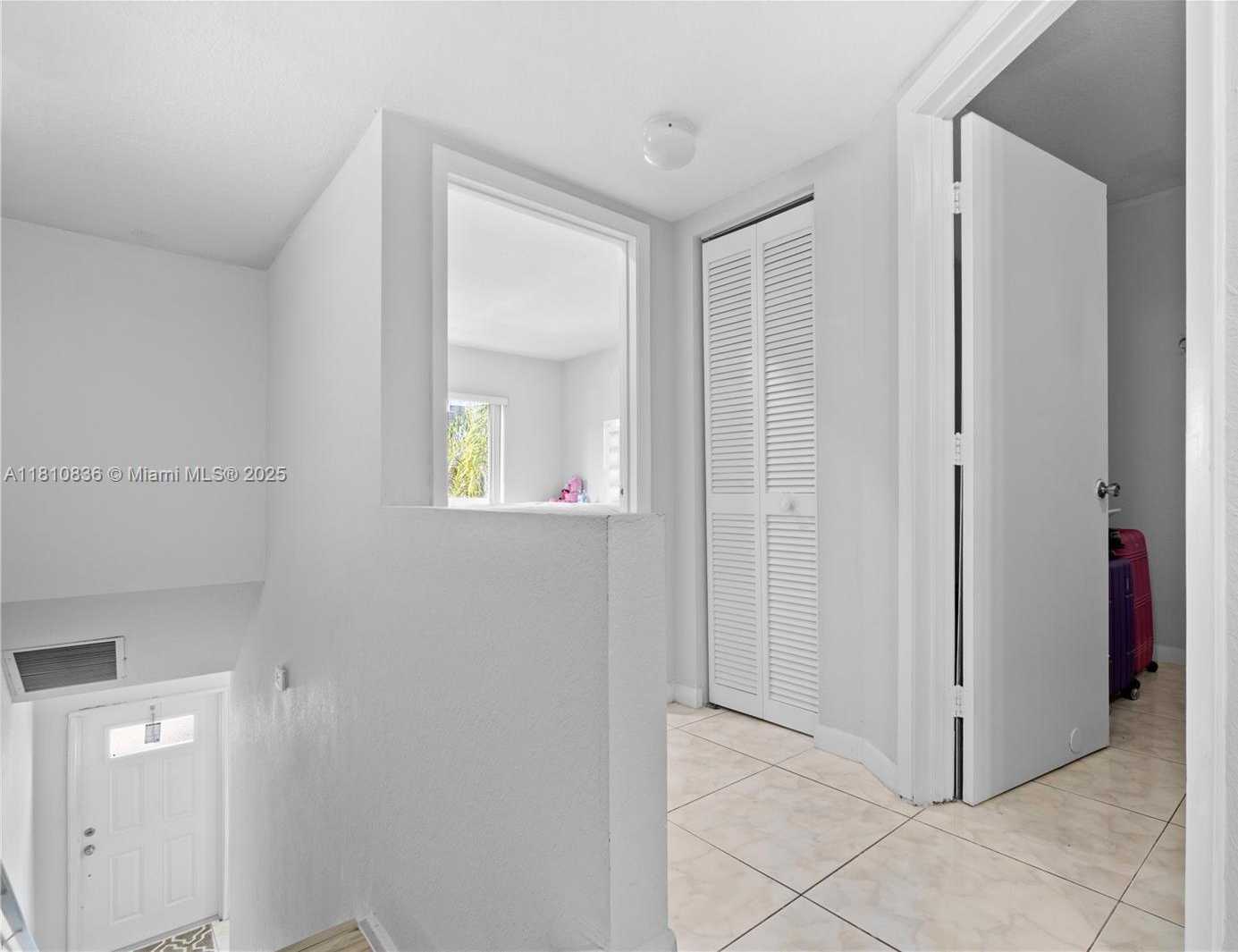 Small Image of 422 NORTH WEST 84TH ST #422, Miami Number 10