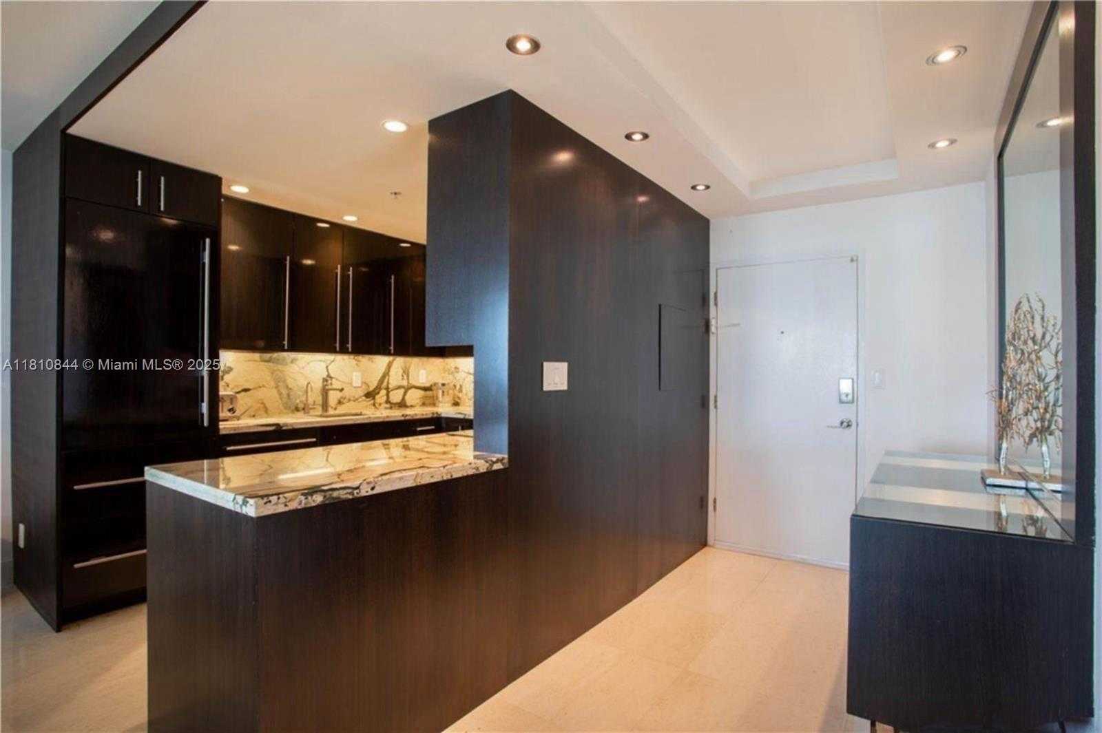 Small Image of 100 LINCOLN RD #647, Miami Beach Number 5