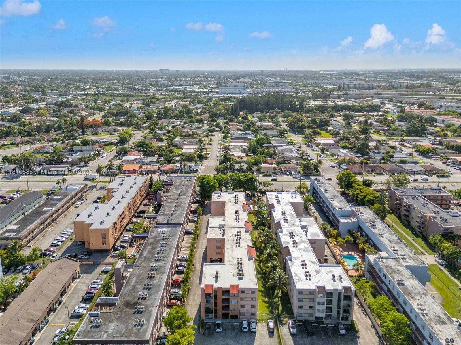 Small Image of 325 NORTH WEST 72ND AVE #301, Miami Number 27