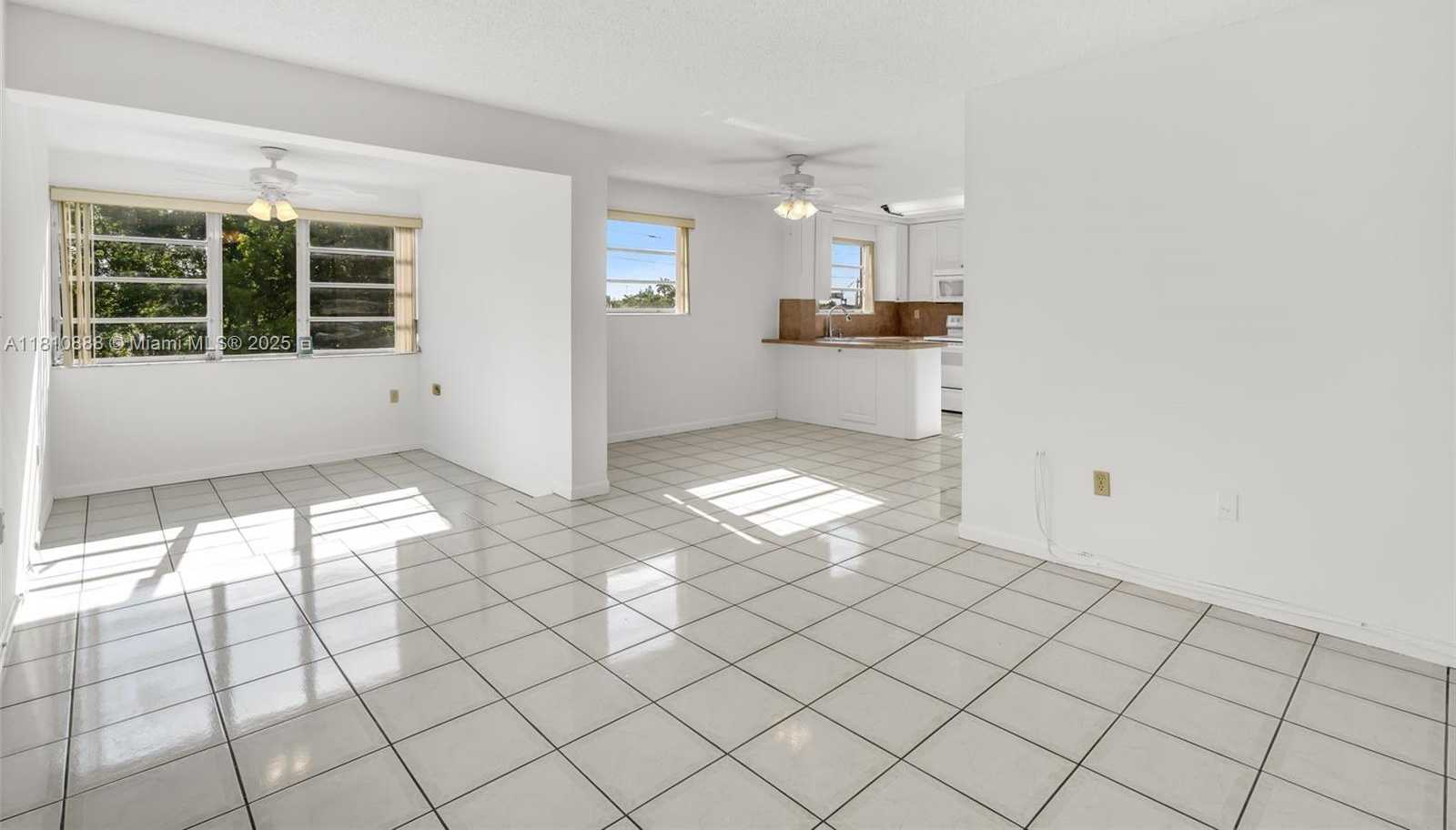 Small Image of 325 NORTH WEST 72ND AVE #301, Miami Number 4