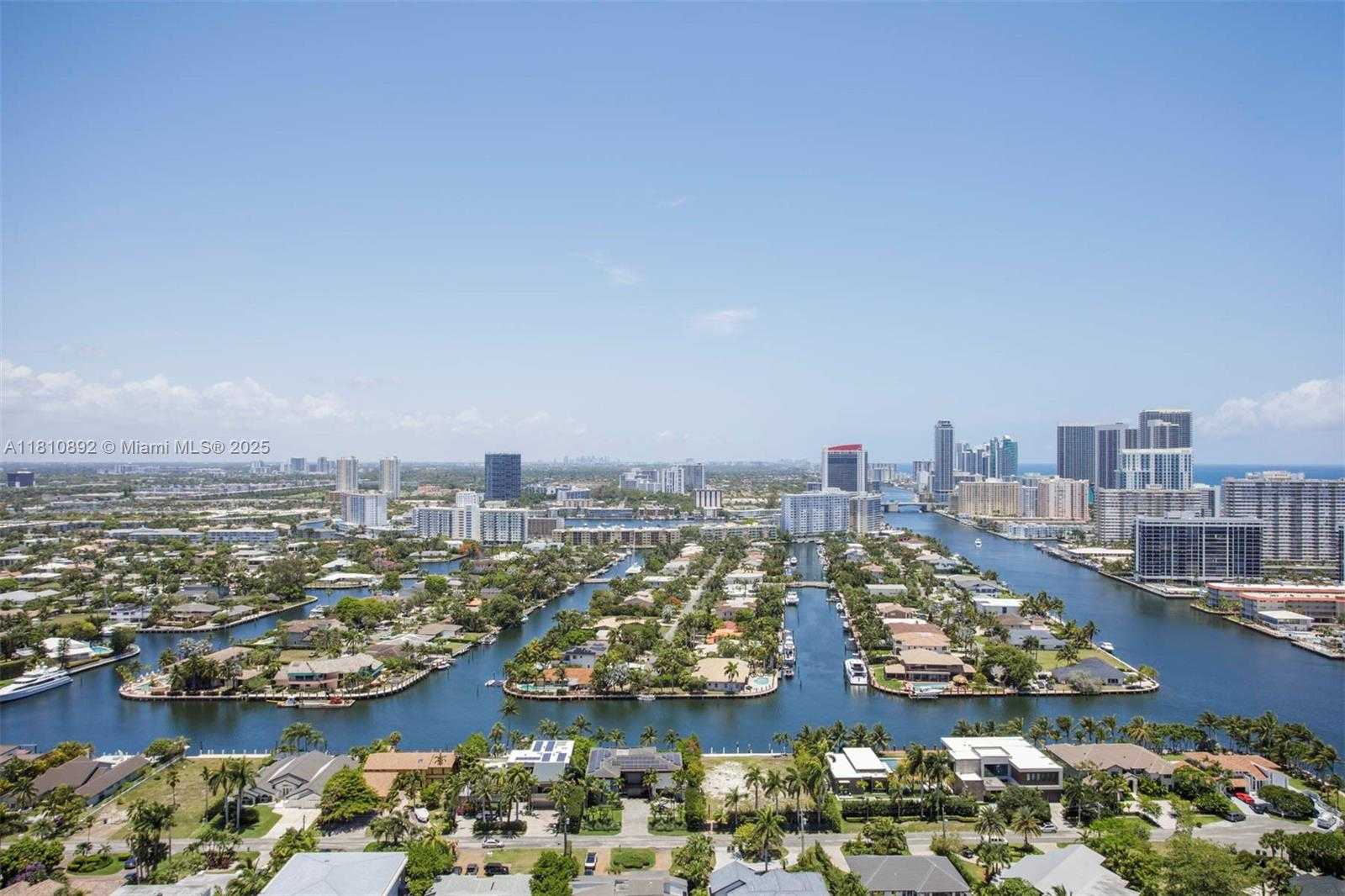 Small Image of 21200 POINT PL #TS2804, Aventura Number 38