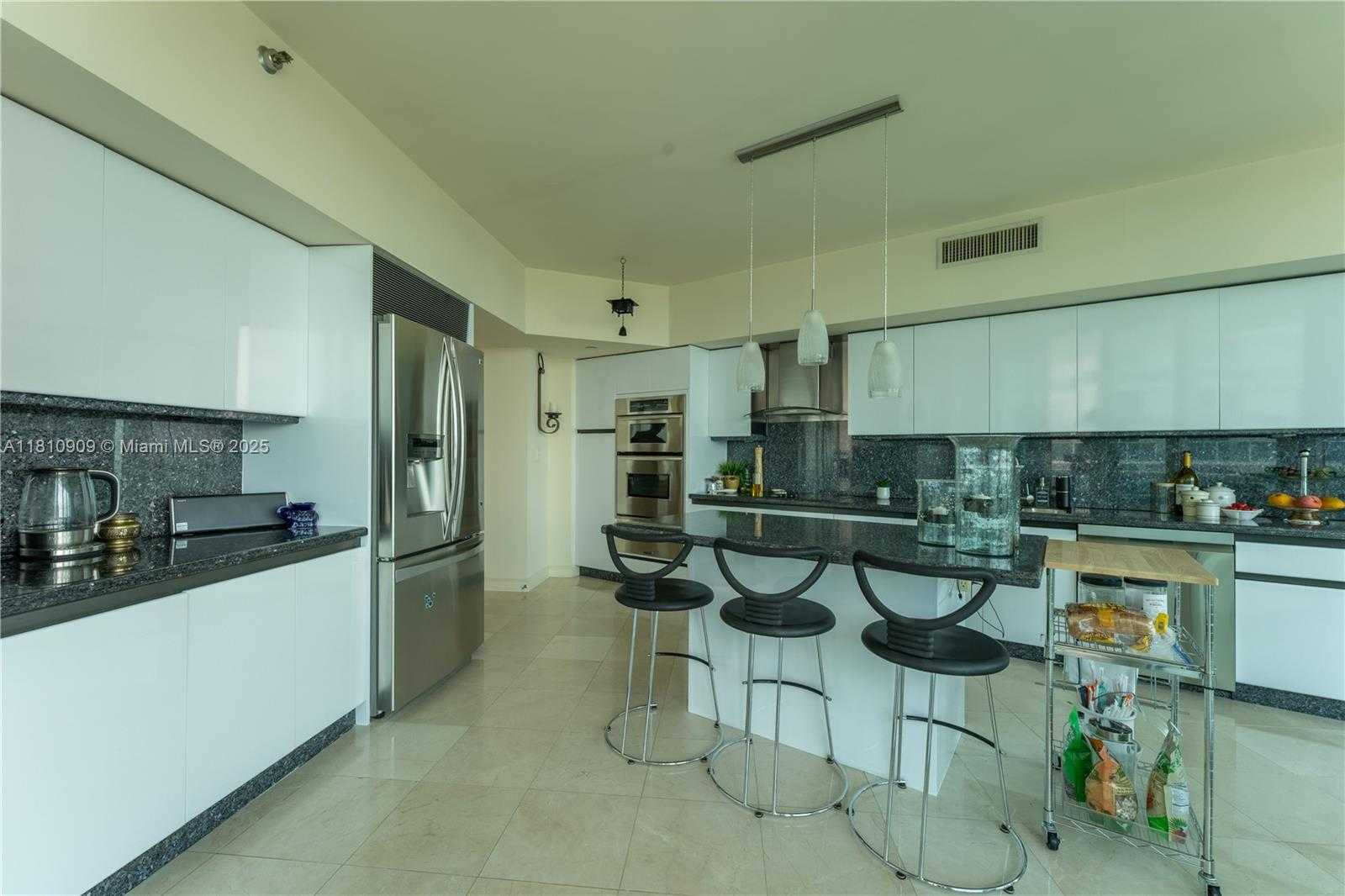 Small Image of 2127 BRICKELL AVE #3304, Miami Number 13