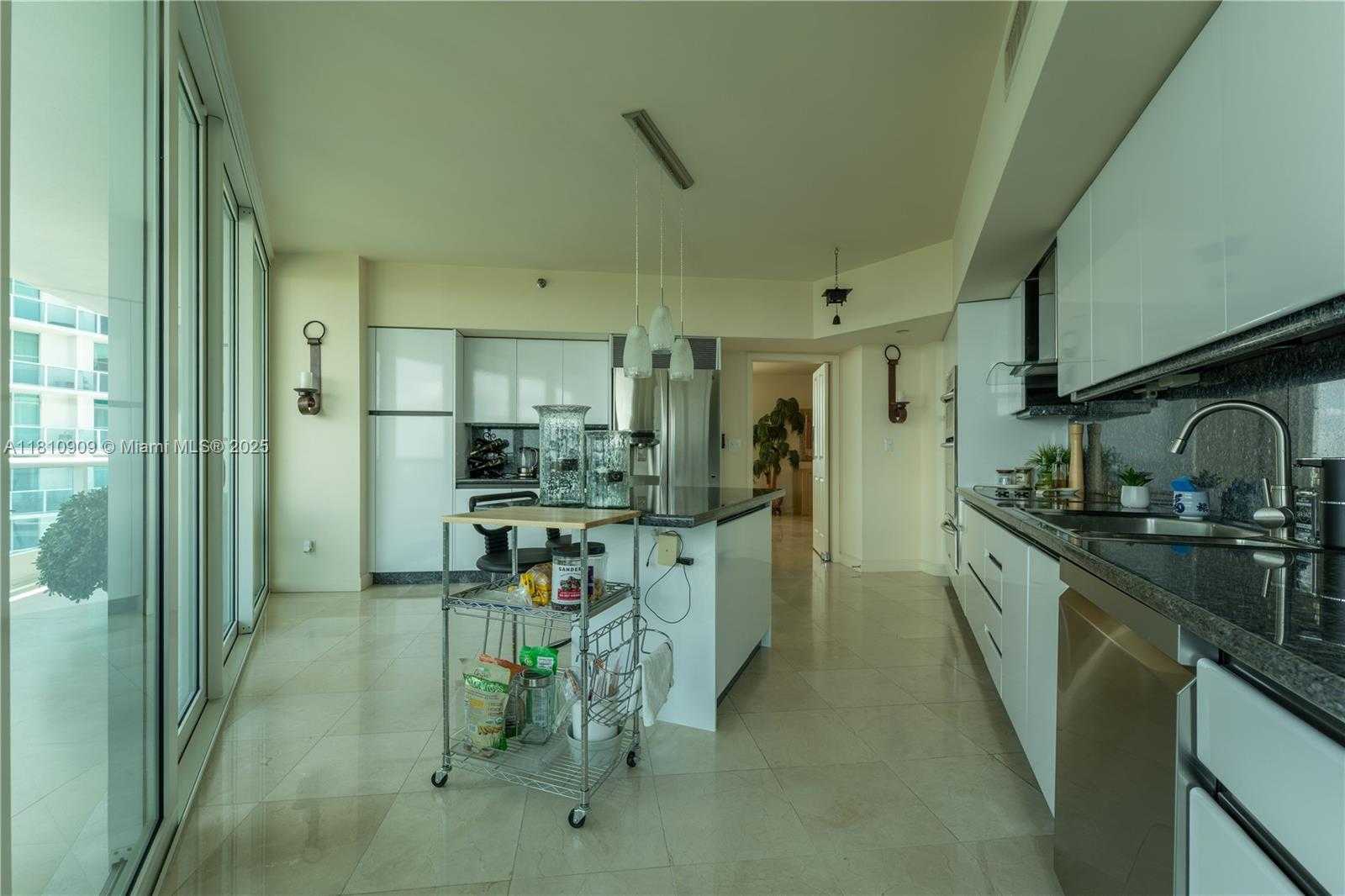 Small Image of 2127 BRICKELL AVE #3304, Miami Number 14