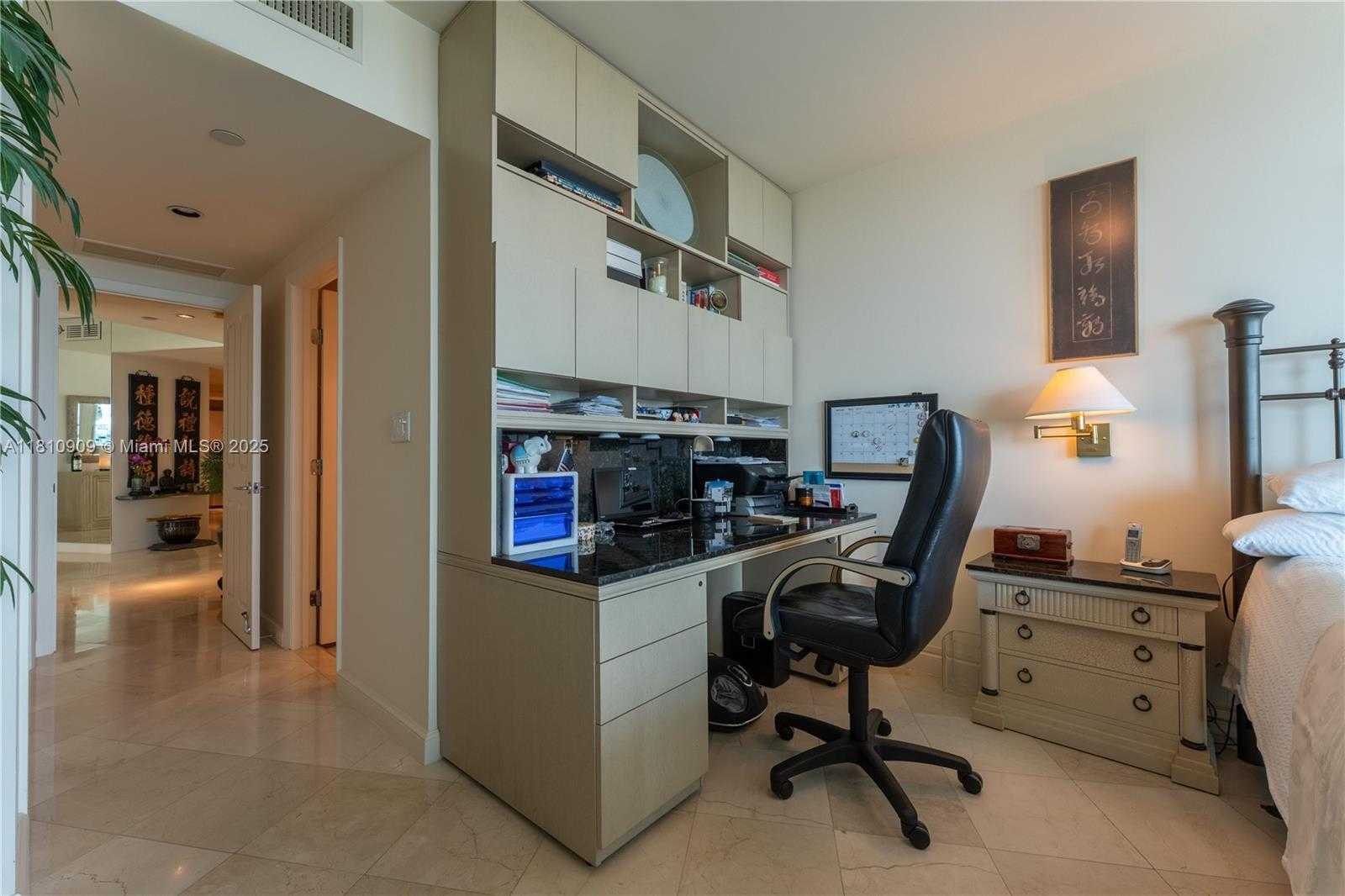Small Image of 2127 BRICKELL AVE #3304, Miami Number 20