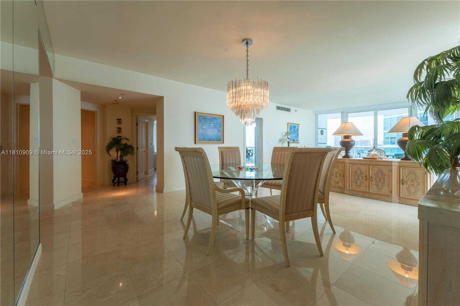 Small Image of 2127 BRICKELL AVE #3304, Miami Number 3