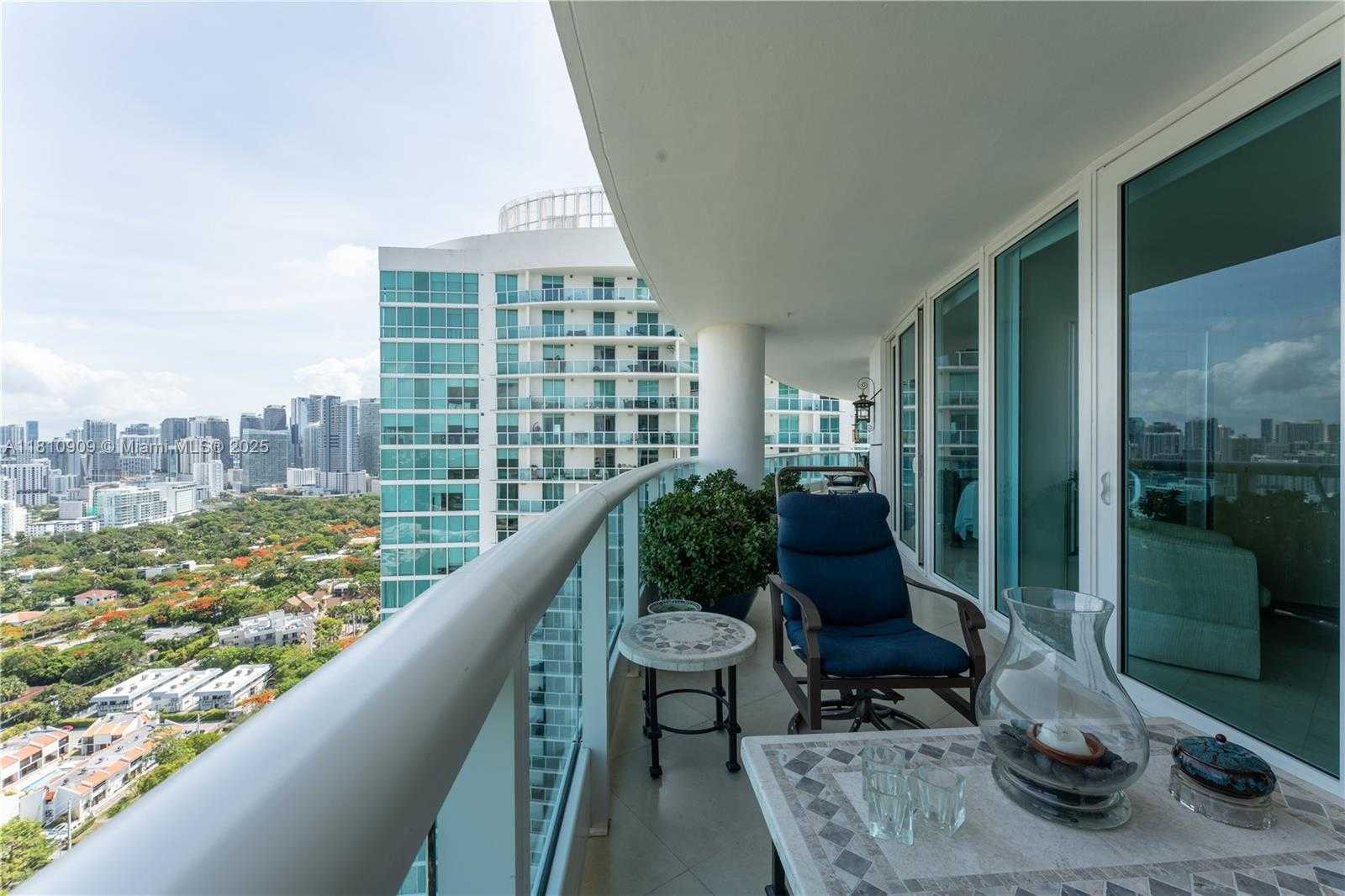Small Image of 2127 BRICKELL AVE #3304, Miami Number 34