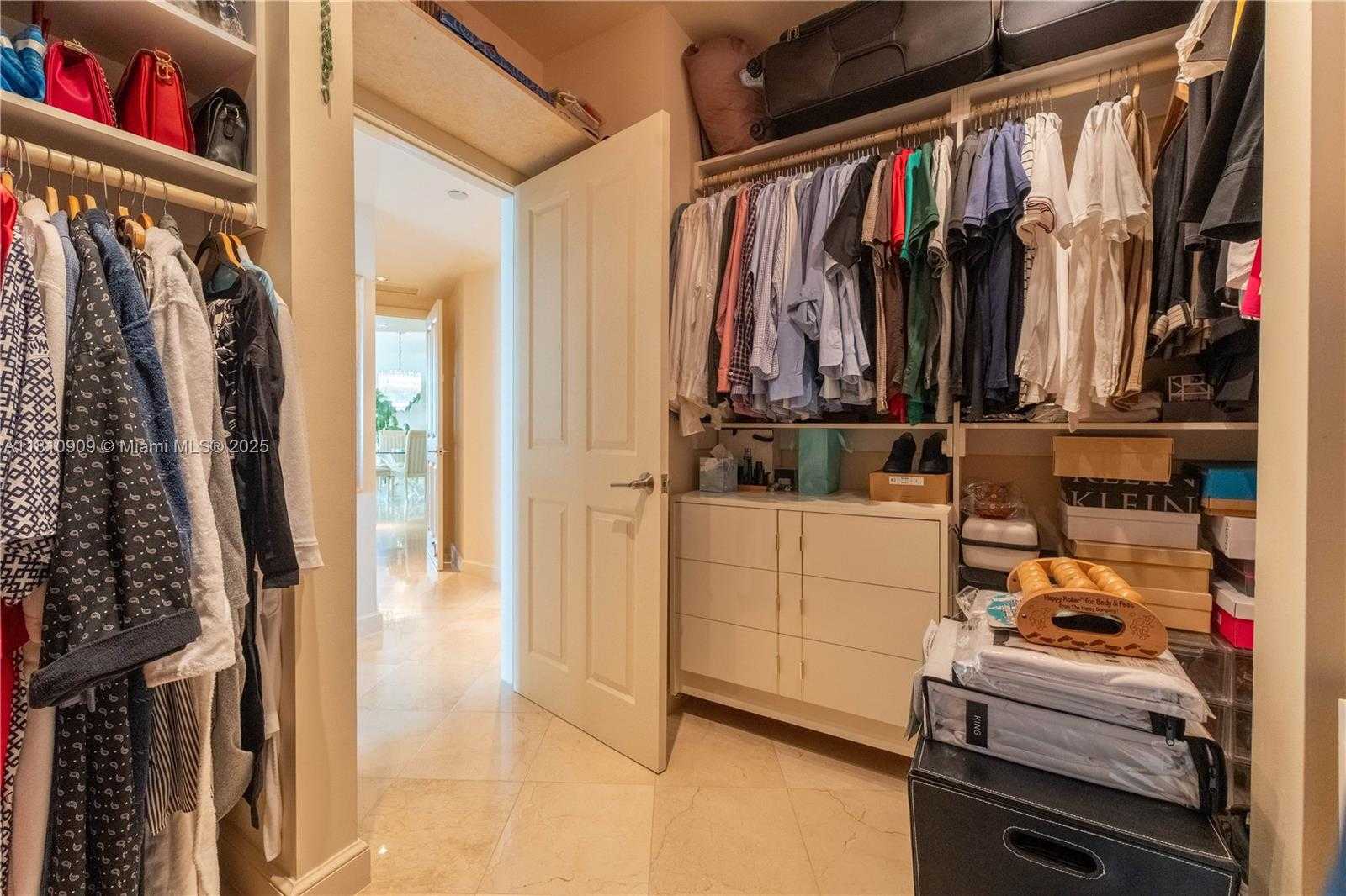 Small Image of 2127 BRICKELL AVE #3304, Miami Number 38