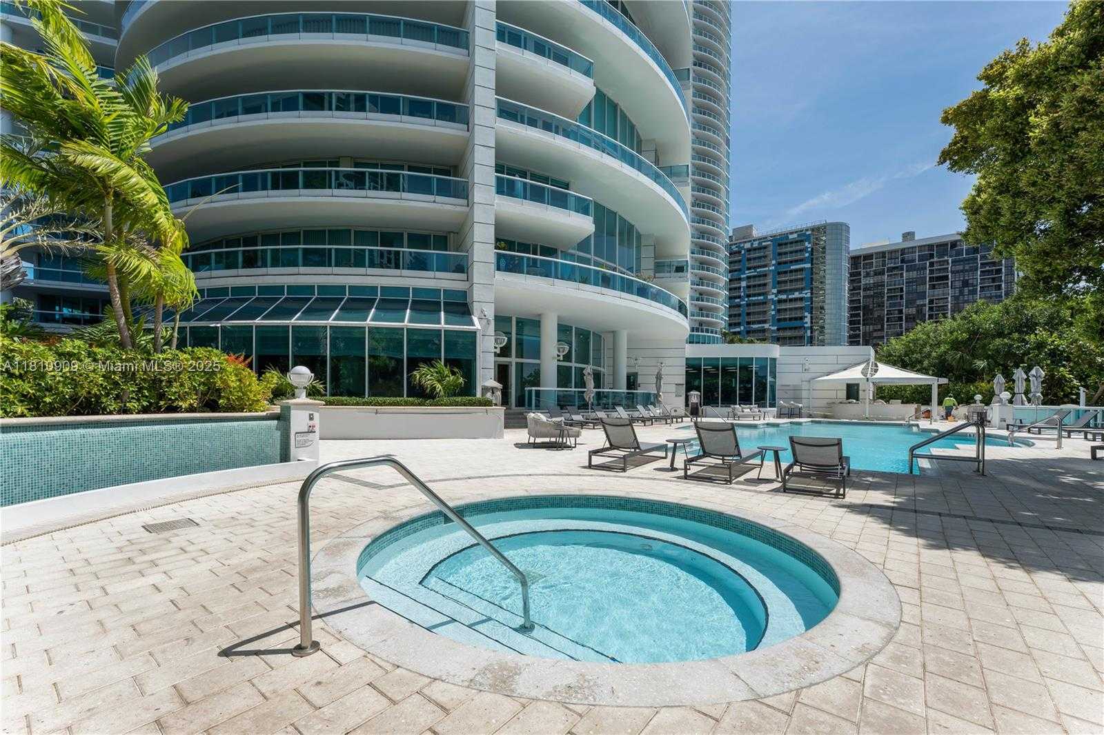 Small Image of 2127 BRICKELL AVE #3304, Miami Number 42