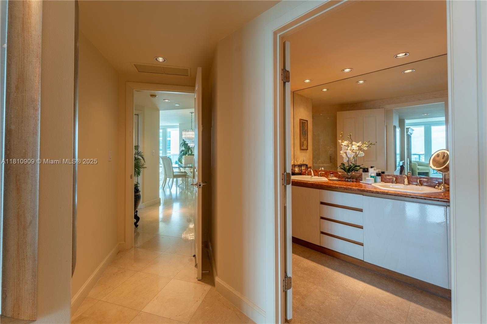 Small Image of 2127 BRICKELL AVE #3304, Miami Number 49