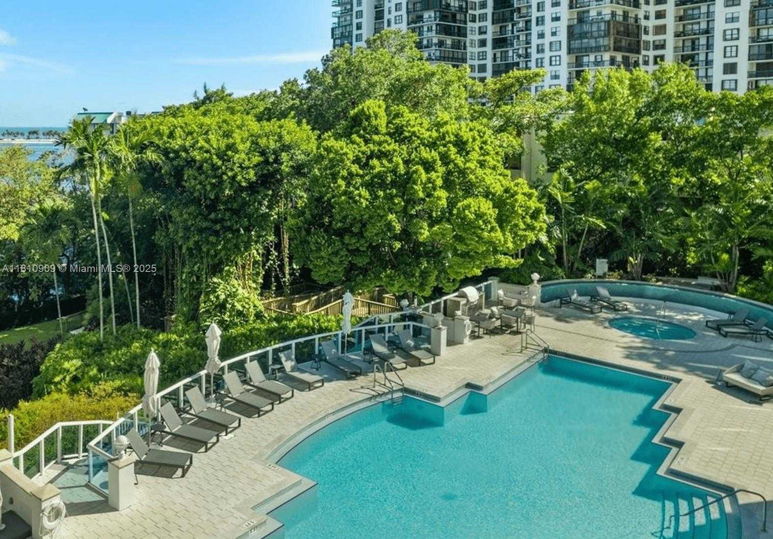 Small Image of 2127 BRICKELL AVE #3304, Miami Number 51