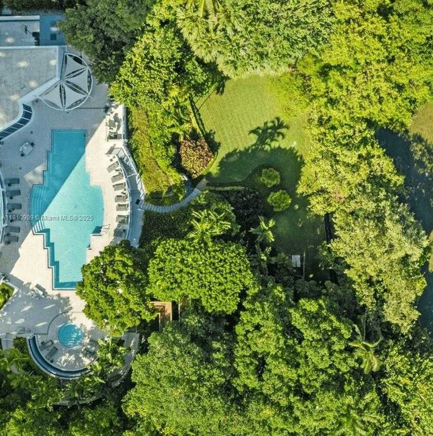 Small Image of 2127 BRICKELL AVE #3304, Miami Number 54