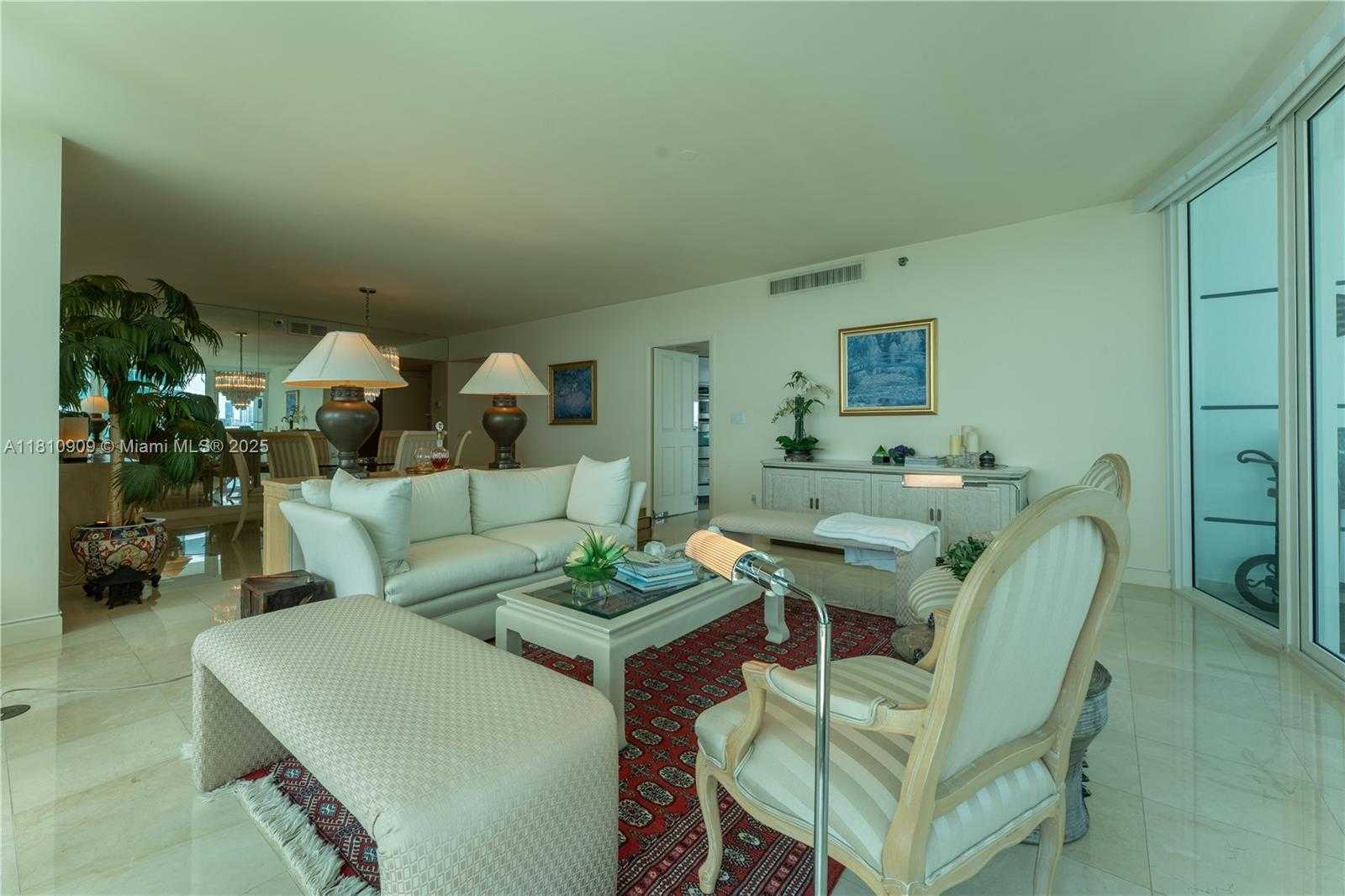 Small Image of 2127 BRICKELL AVE #3304, Miami Number 6