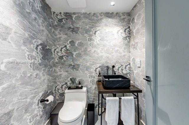 Small Image of 901 BRICKELL KEY BLVD #906, Miami Number 12