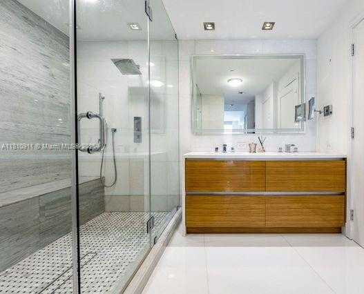 Small Image of 901 BRICKELL KEY BLVD #906, Miami Number 21