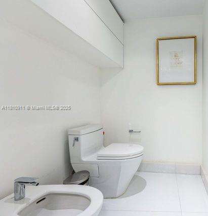 Small Image of 901 BRICKELL KEY BLVD #906, Miami Number 24
