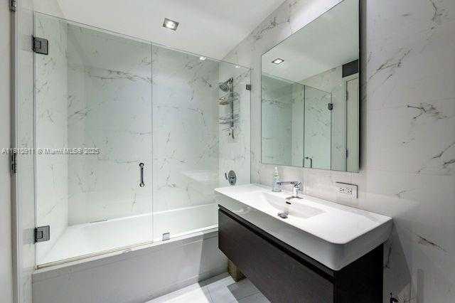 Small Image of 901 BRICKELL KEY BLVD #906, Miami Number 28