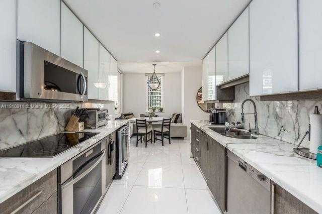 Small Image of 901 BRICKELL KEY BLVD #906, Miami Number 9