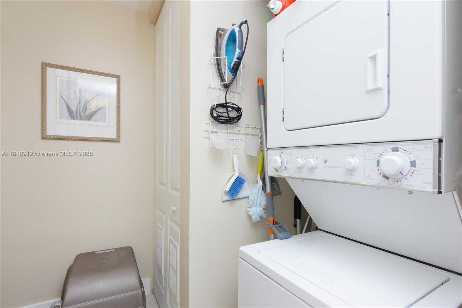Small Image of 1607 PONCE DE LEON BLVD #12E, Coral Gables Number 20