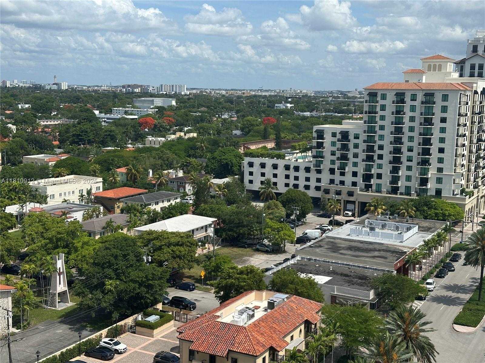 Small Image of 1607 PONCE DE LEON BLVD #12E, Coral Gables Number 44