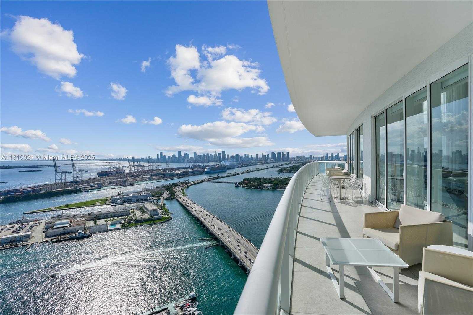 Small Image of 450 ALTON RD #PH1, Miami Beach Number 14