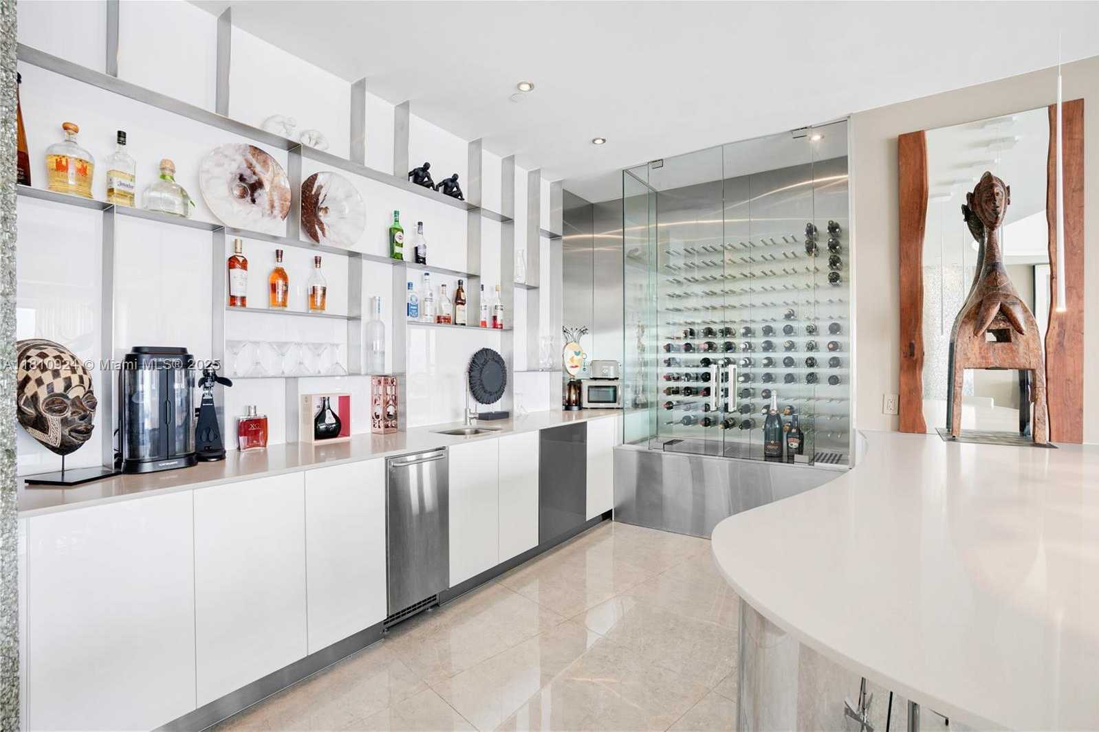 Small Image of 450 ALTON RD #PH1, Miami Beach Number 17
