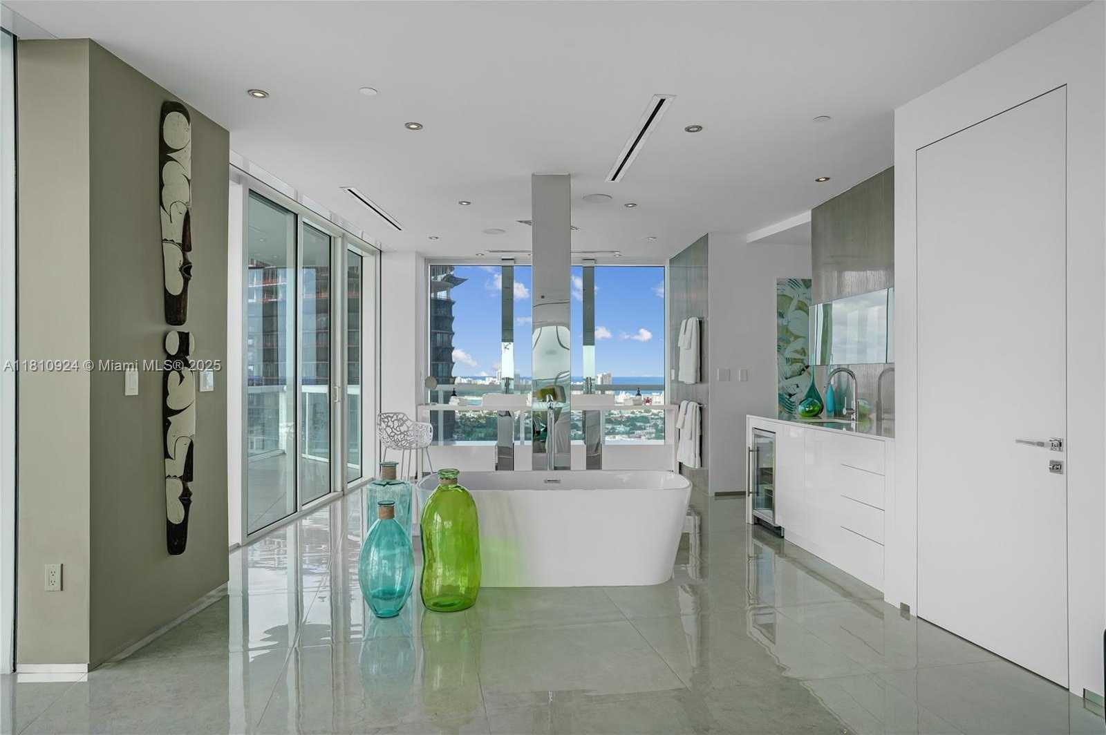 Small Image of 450 ALTON RD #PH1, Miami Beach Number 20