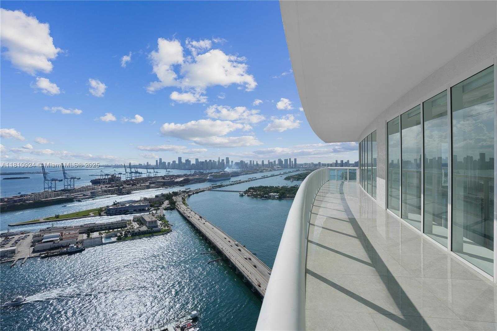 Small Image of 450 ALTON RD #PH1, Miami Beach Number 22