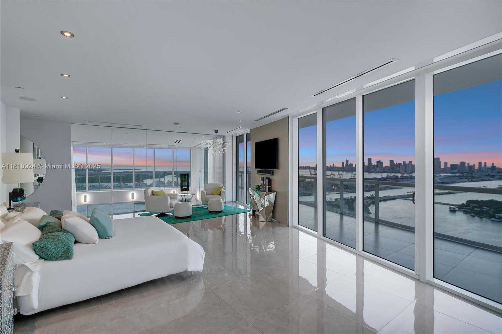 Small Image of 450 ALTON RD #PH1, Miami Beach Number 23