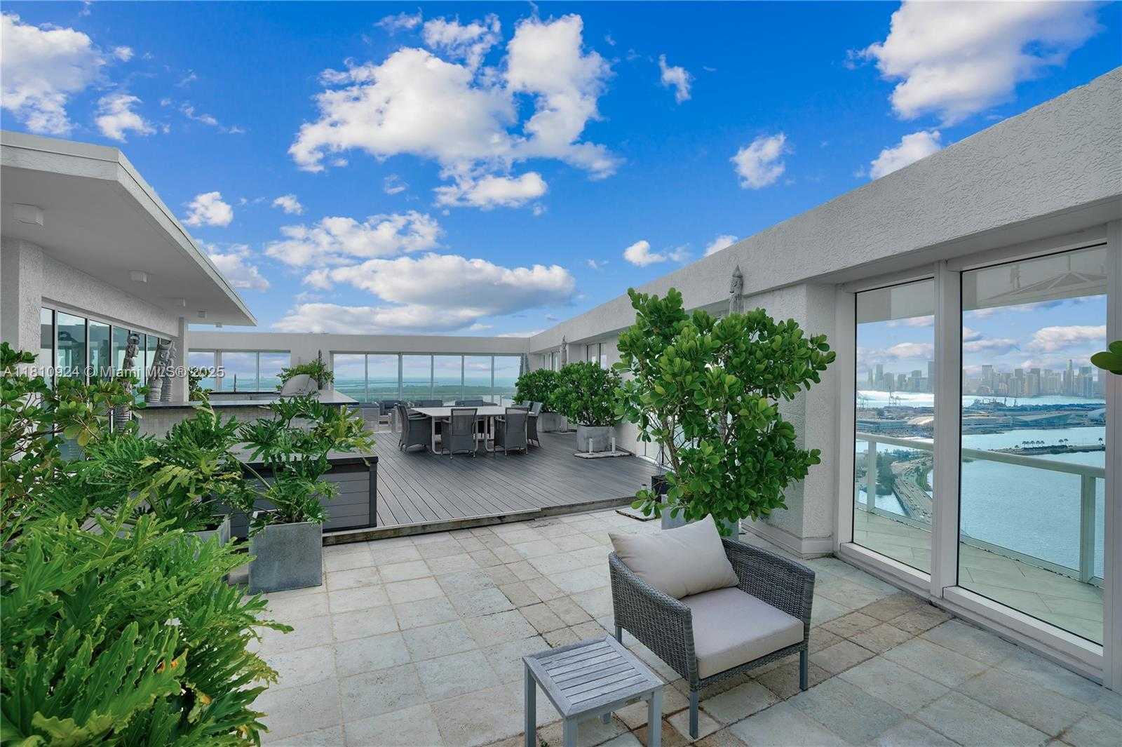 Small Image of 450 ALTON RD #PH1, Miami Beach Number 37
