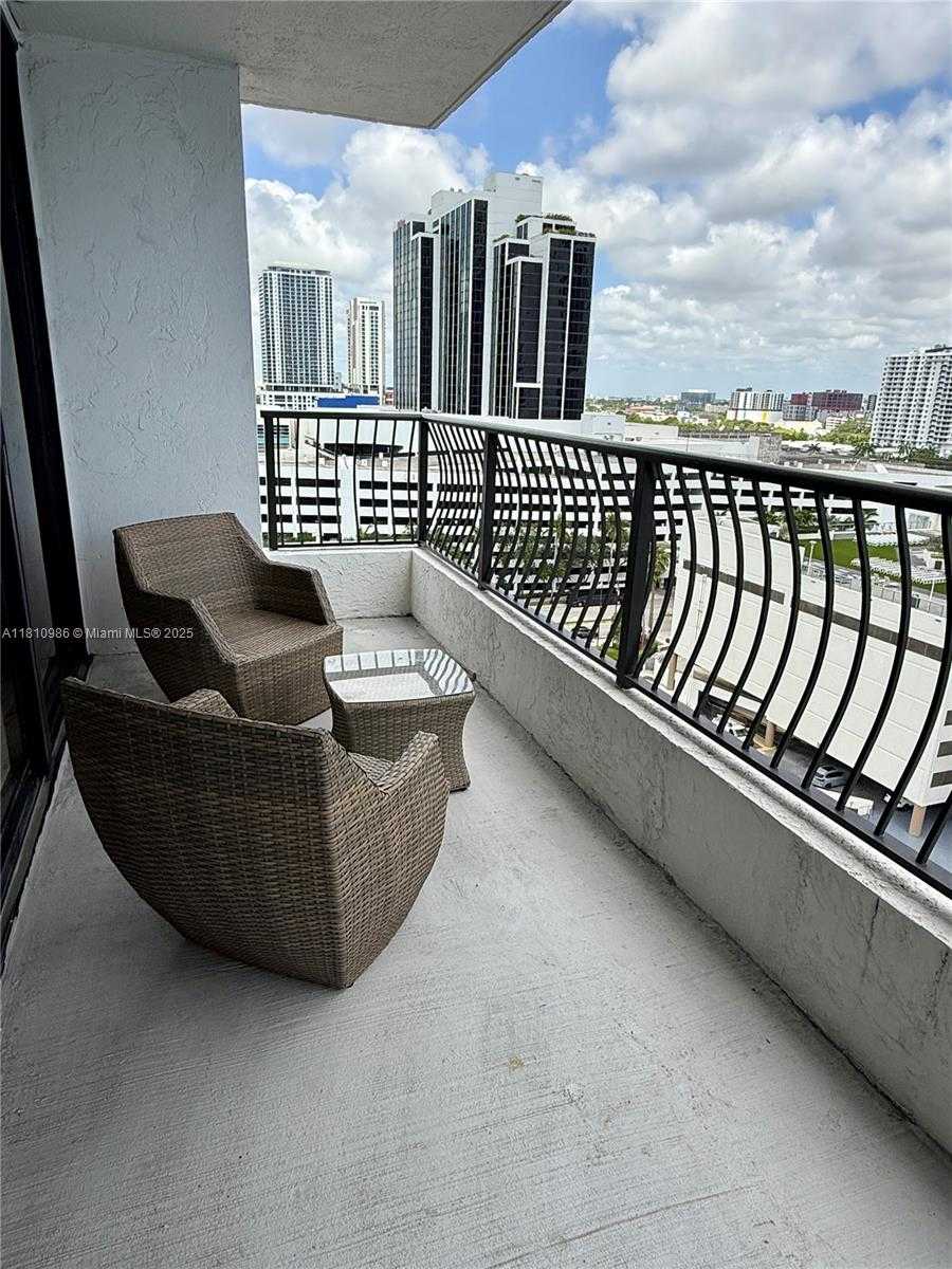 Small Image of 555 NORTH EAST 15TH ST #15G, Miami Number 17