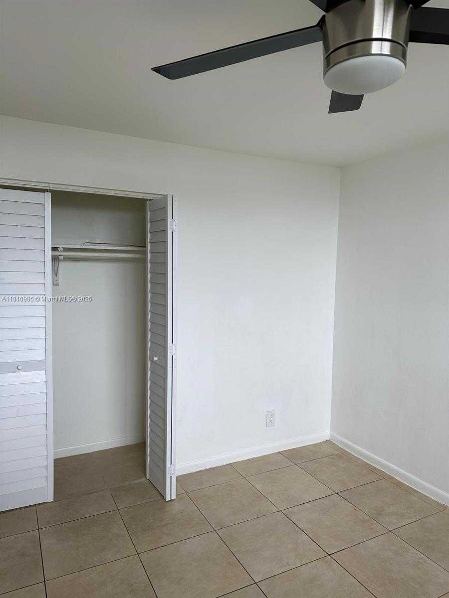 Small Image of 1830 DIXIEANNA ST #606, Hollywood Number 5