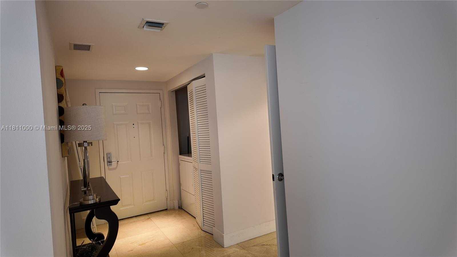Small Image of 19501 WEST COUNTRY CLUB DR #1213, Aventura Number 12