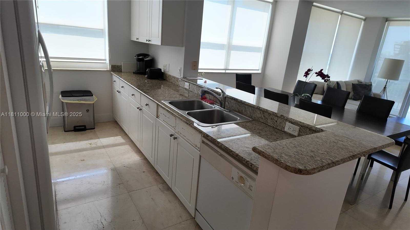 Small Image of 19501 WEST COUNTRY CLUB DR #1213, Aventura Number 13
