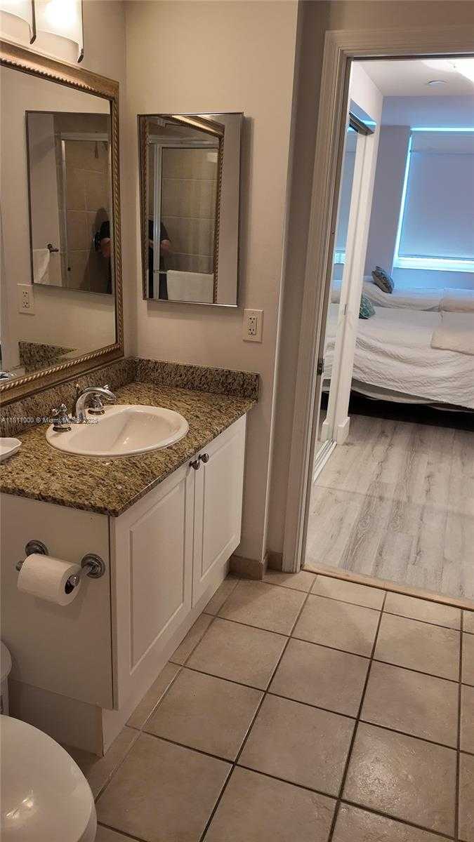 Small Image of 19501 WEST COUNTRY CLUB DR #1213, Aventura Number 20