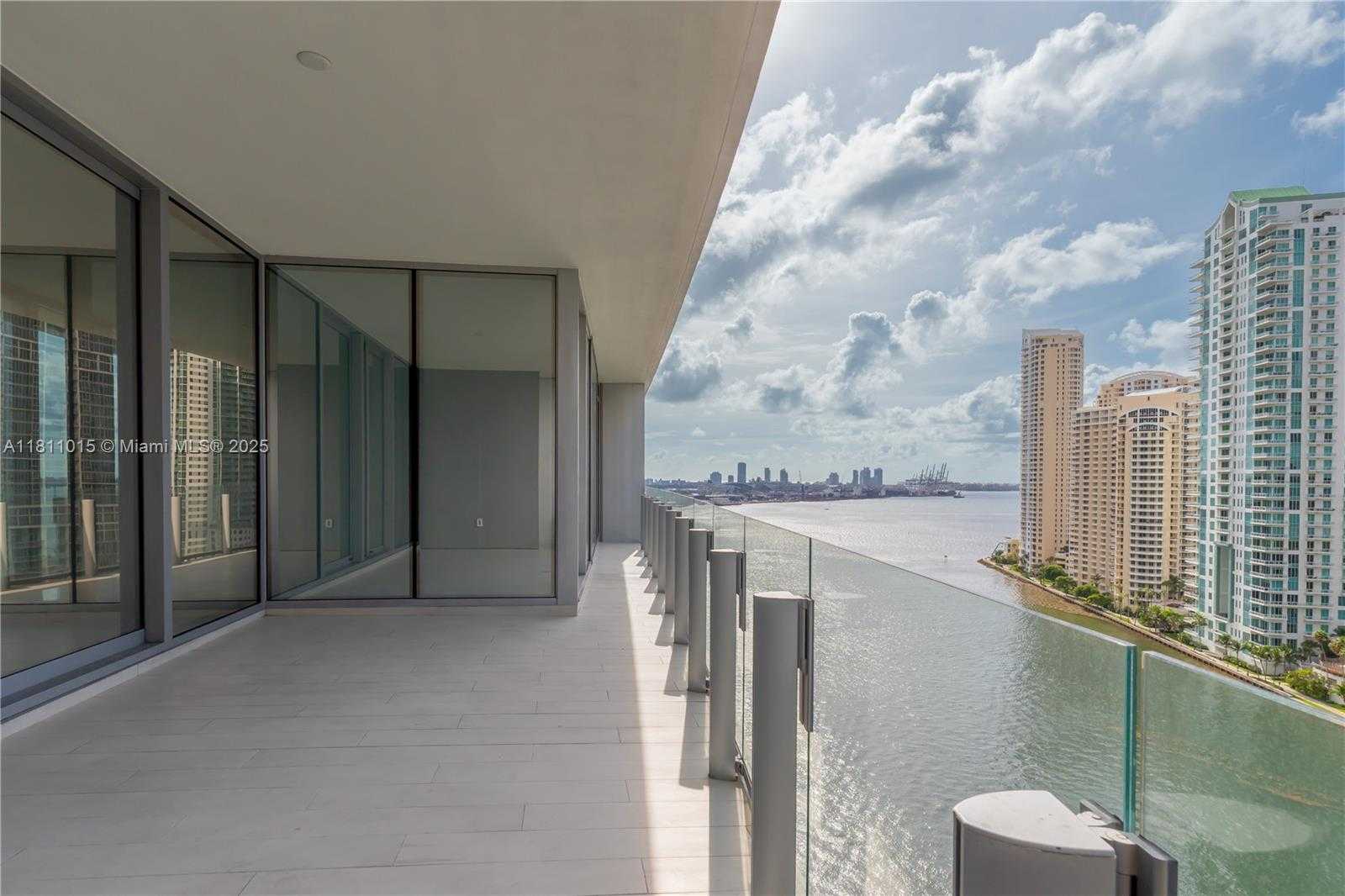 Small Image of 300 BISCAYNE BLVD WAY #1704, Miami Number 23